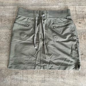 Uniqlo Army Green Skirt
